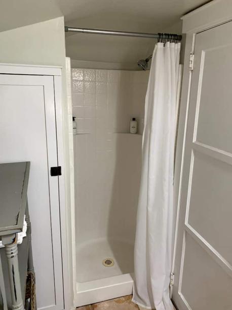 Entire cottage in Paso Robles, California 2 guests1 bedroom1 bed1 bath-7