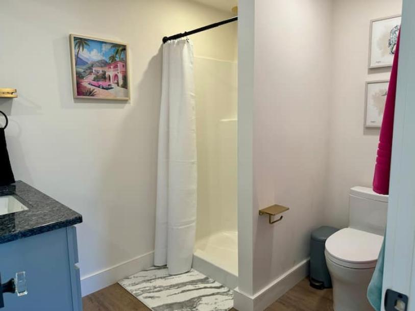 Entire guesthouse in Brewster, Massachusetts 2 guests1 bedroom2 beds1 bath-6
