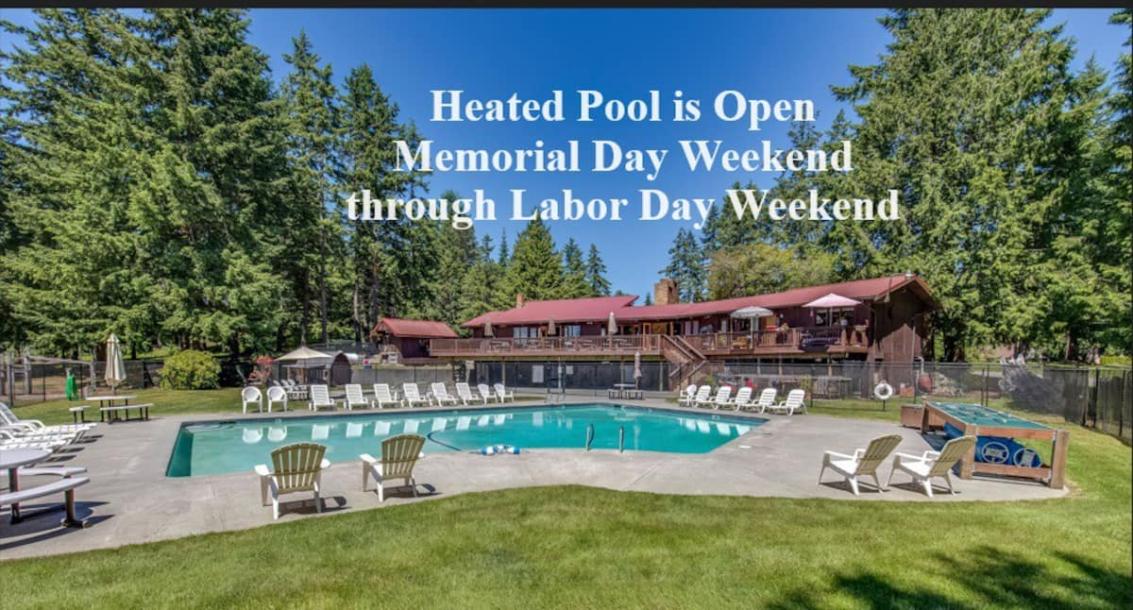 Entire chalet in Hansville, Washington 4 guests2 bedrooms2 beds2 baths-18