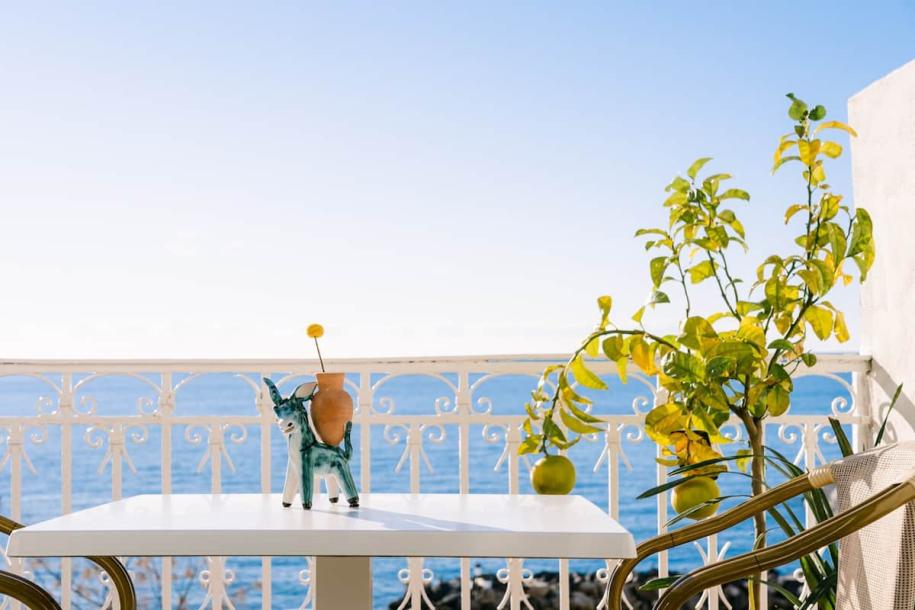 Entire rental unit in Amalfi, Italy 2 guests1 bedroom1 bed1 bath-0