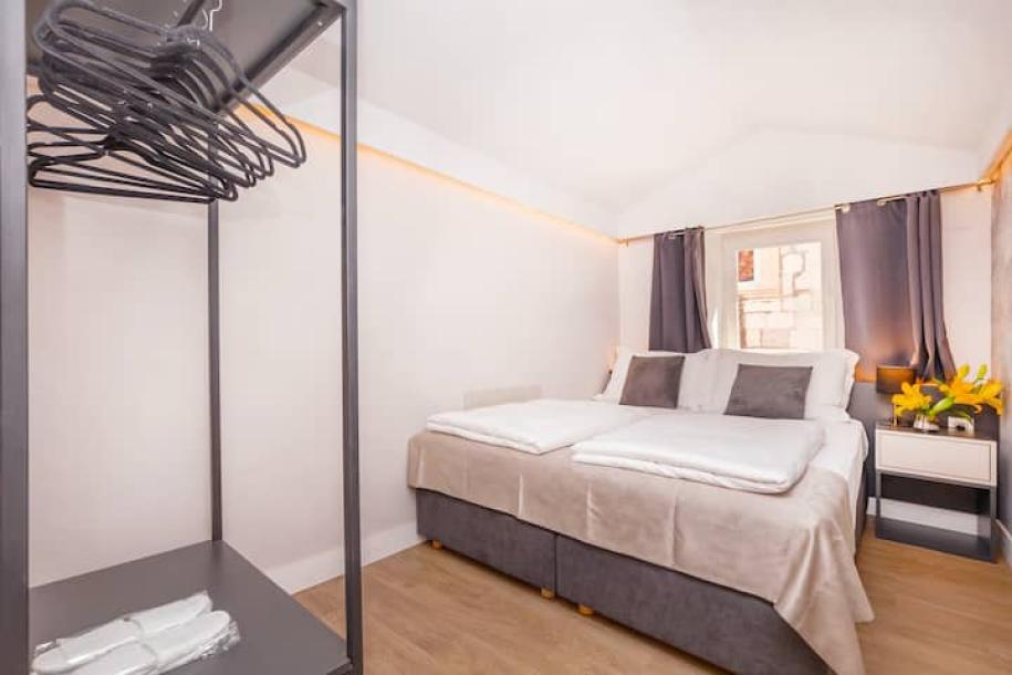 Entire rental unit in Dubrovnik, Croatia 2 guests1 bedroom1 bed1 bath-5