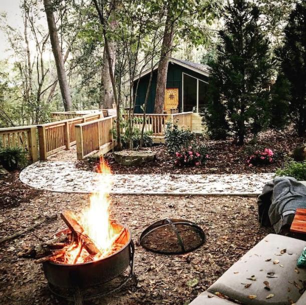 Treehouse in West Columbia, South Carolina 2 guests1 bedroom1 bed1 bath-9