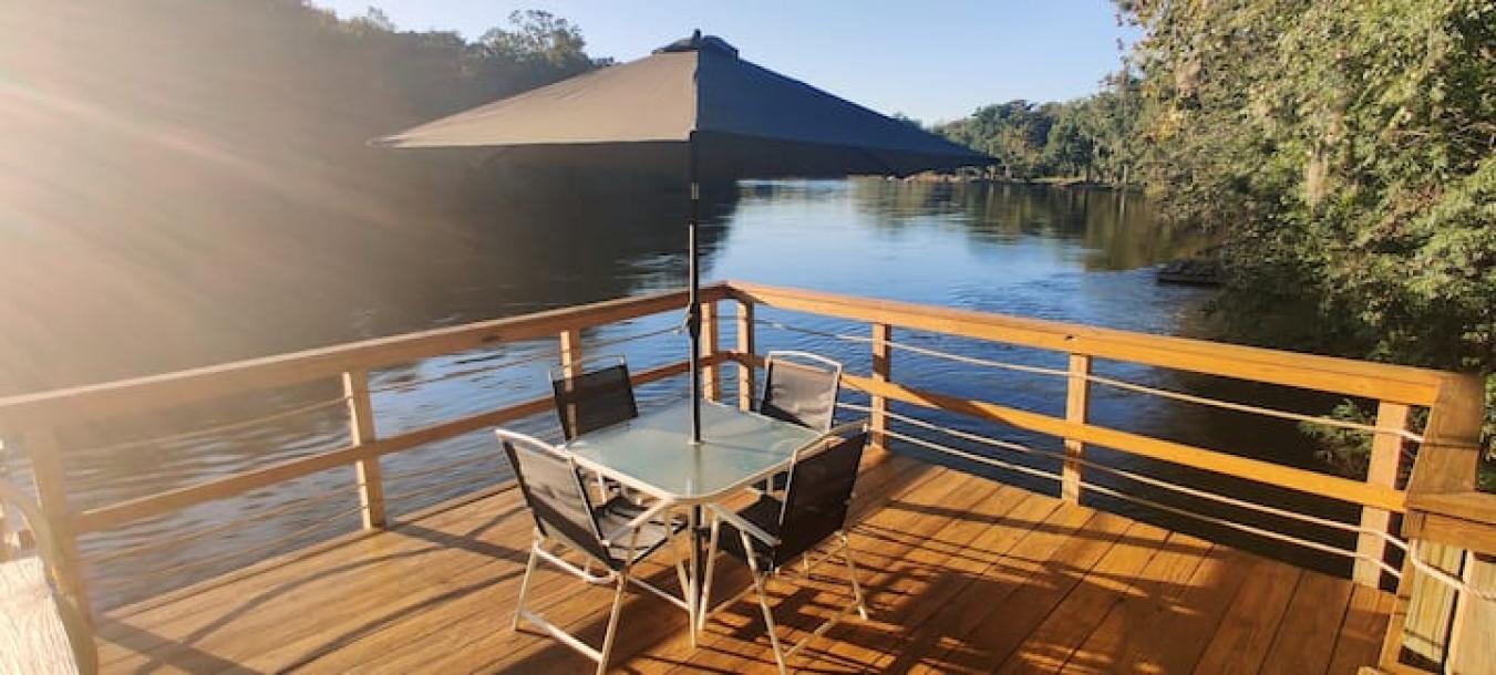 Tranquil Savannah River Cottage w/ Views+Breakfast-4