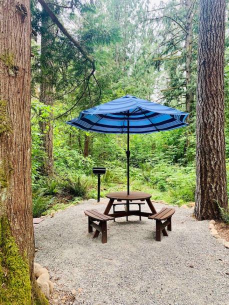 Entire guesthouse in Auburn, Washington 3 guests1 bedroom1 bed1 bath-5
