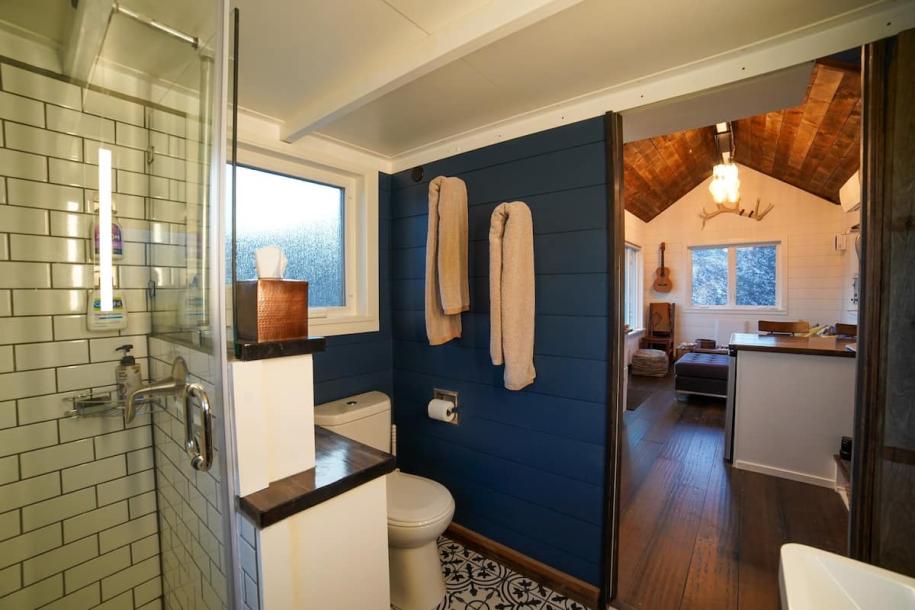 Tiny home in Boulder, Colorado 2 guests1 bedroom1 bed1 bath-6