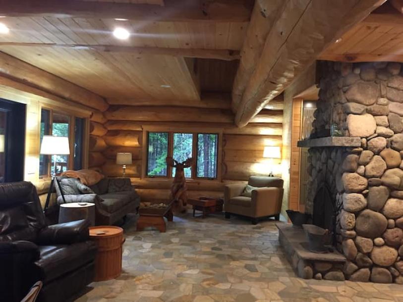 Entire chalet in Gouldsboro, Maine 6 guests1 bedroom3 beds2 baths-15