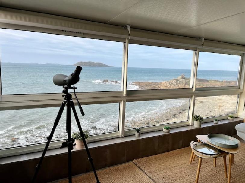 Entire rental unit in Trélévern, France 2 guests1 bedroom1 bed1 bath-5