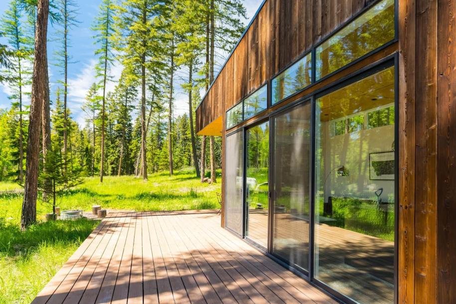 Tiny home in Lakeside, Montana 4 guests1 bedroom1 bed1 bath-1