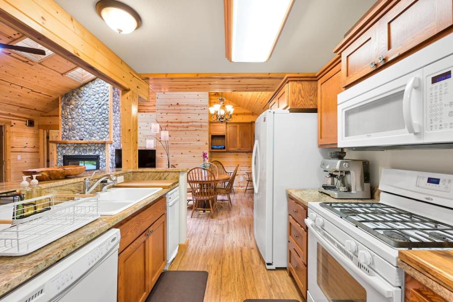 Entire home in Bellingham, Washington 5 guests3 bedrooms3 beds2.5 baths-15
