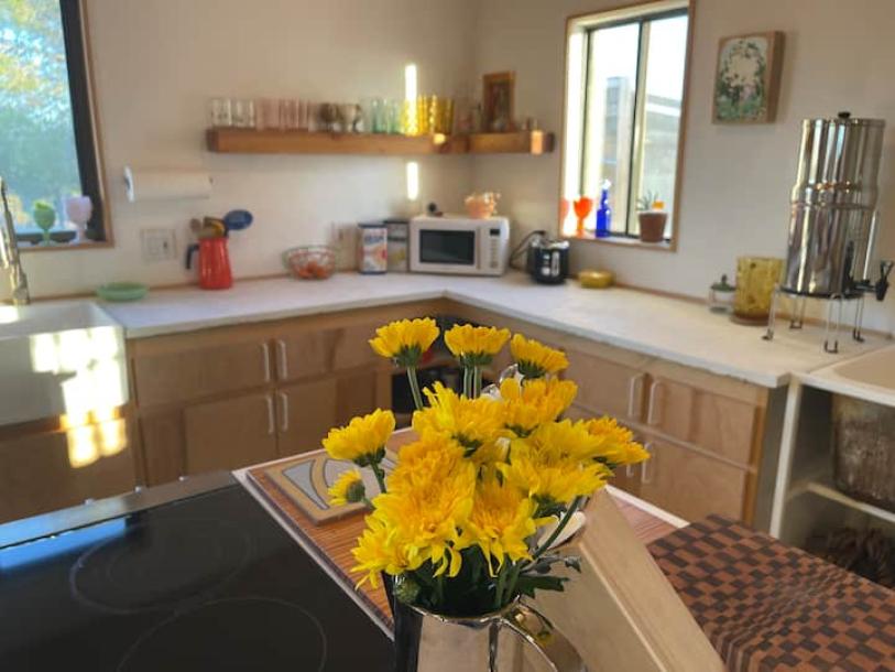 Entire home in Twentynine Palms, California 4 guests1 bedroom1 bed1 bath-10