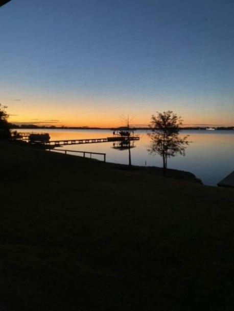 Manatee Manor 3/2 House on Lake Sebring!-3