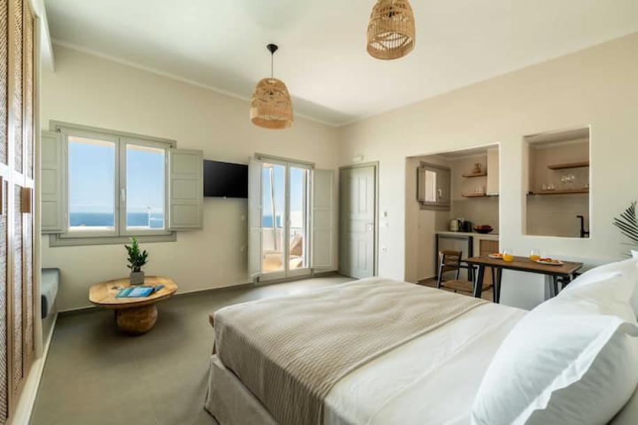 Entire rental unit in Oia, Greece 2 guests1 bedroom1 bed1 bath-7