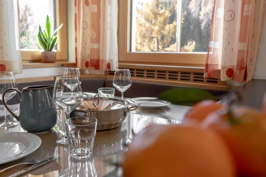 Entire condo in Longiarù, Italy 5 guests2 bedrooms3 beds2 baths-13