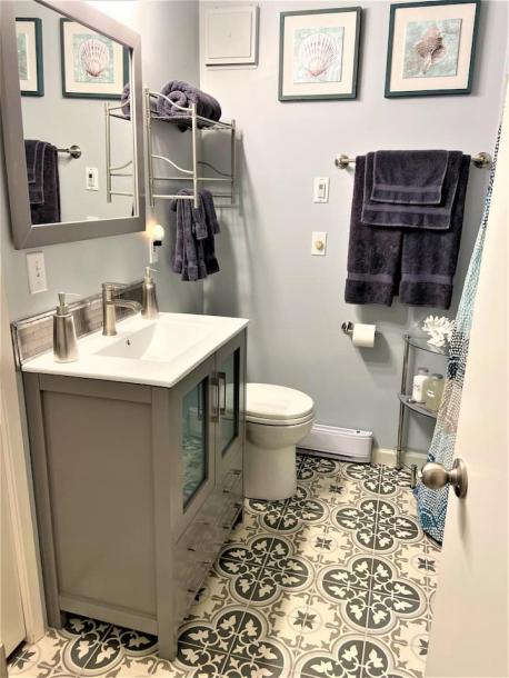Entire rental unit in Port Angeles, Washington 4 guests1 bedroom2 beds1 bath-1