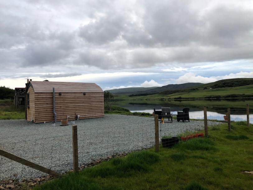 Entire place in Skeabost Bridge, United Kingdom 2 guests1 bedroom1 bed1 bath-6