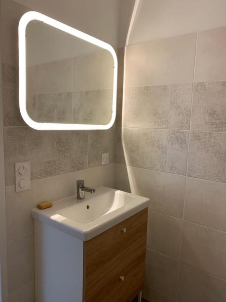 Entire rental unit in Lyon, France 4 guests1 bedroom1 bed1 bath-3