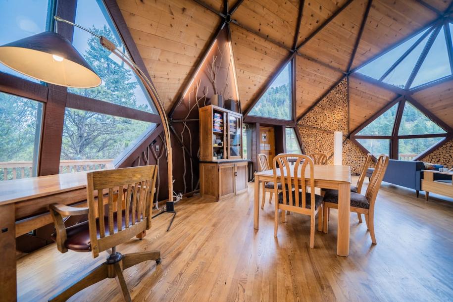 Dome in Estes Park, Colorado 6 guests3 bedrooms4 beds2.5 baths-6