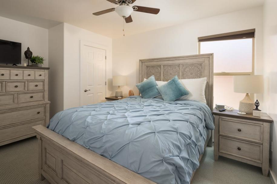 Entire townhouse in Moab, Utah 8 guests3 bedrooms4 beds2.5 baths-4