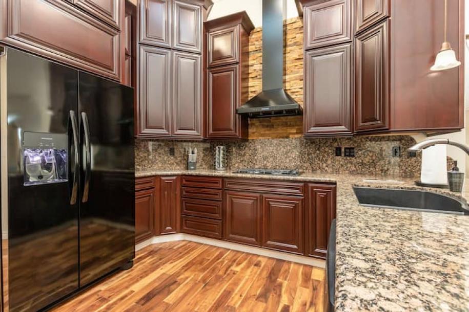 Entire home in Kennewick, Washington 6 guests3 bedrooms3 beds2 baths-12