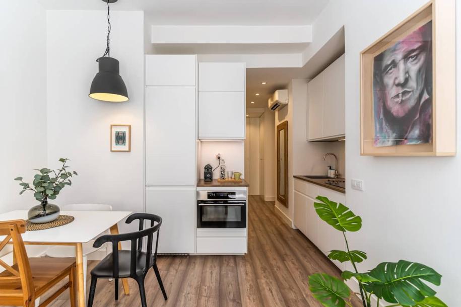 Entire rental unit in Madrid, Spain 2 guests1 bedroom1 bed1 bath-9