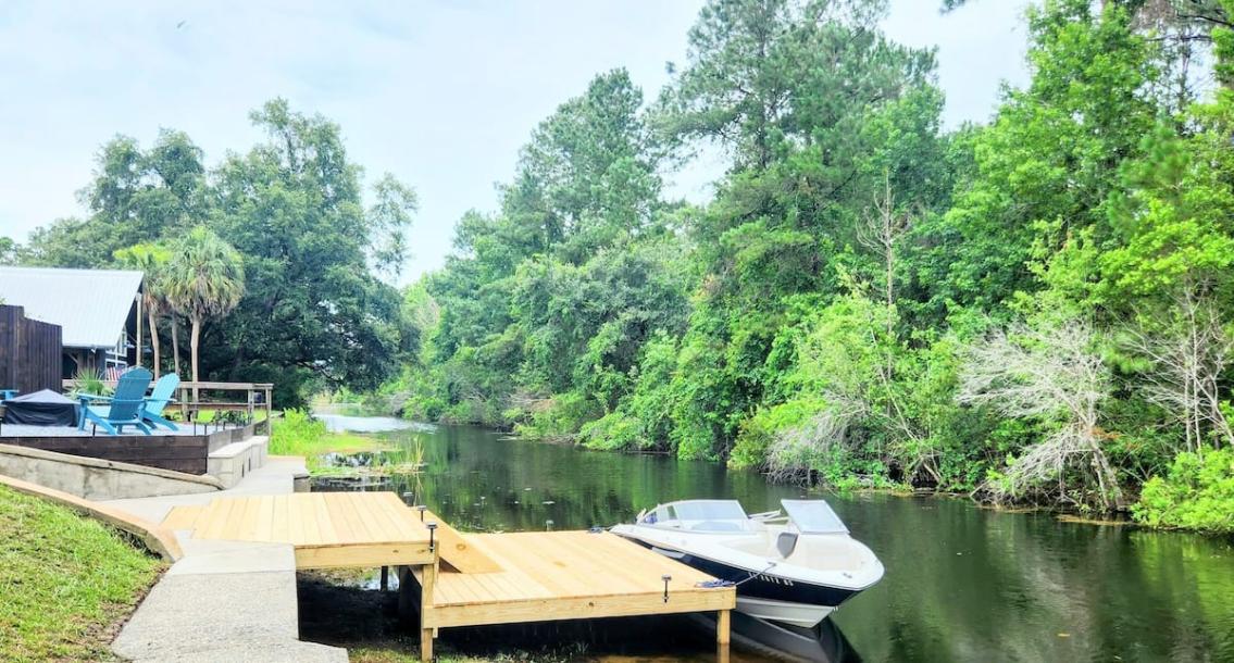 Getaway on the Waterway: Kayak, SUP, boatdock,fish-15