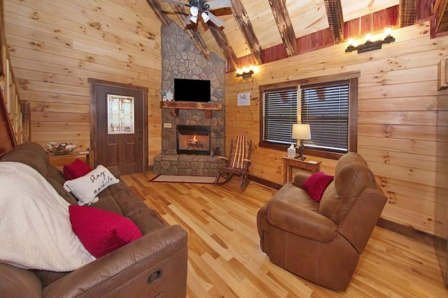 Entire cabin in Logan, Ohio 4 guests1 bedroom2 beds1 bath-15