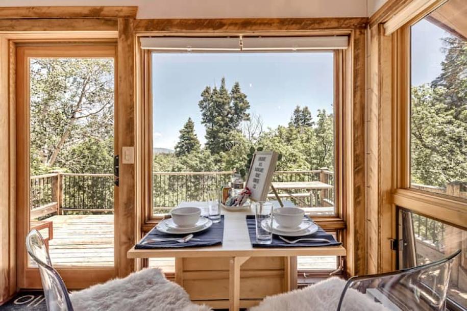 Treehouse in Park City, Utah 2 guests1 bedroom1 bed1 bath-6
