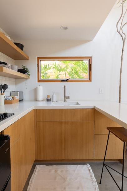 Entire guesthouse in Los Angeles, California 2 guests1 bedroom1 bed1 bath-16