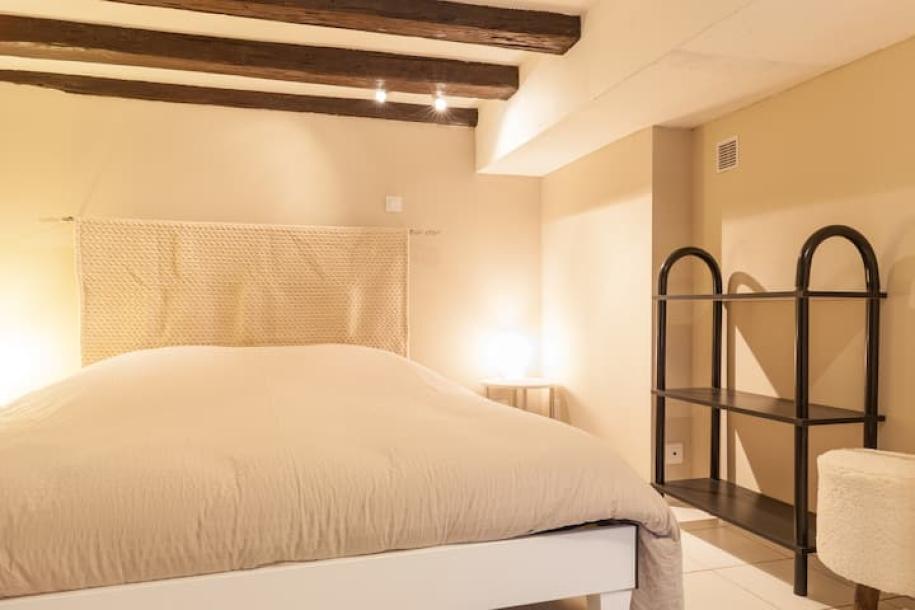 Entire rental unit in Strasbourg, France 3 guests1 bedroom2 beds1 bath-11