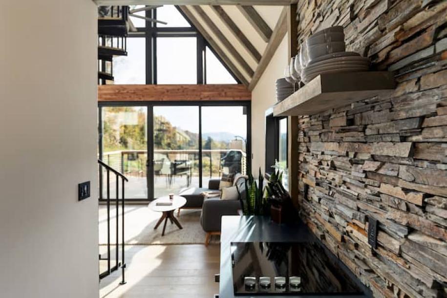 Lakeside | Hot/Cold Tub, Fireplaces, EV Charger-15