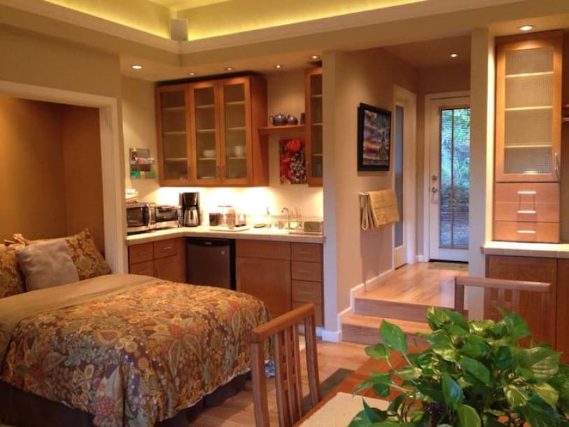 Entire guest suite in Fort Bragg, California 4 guestsStudio2 beds1 bath-15