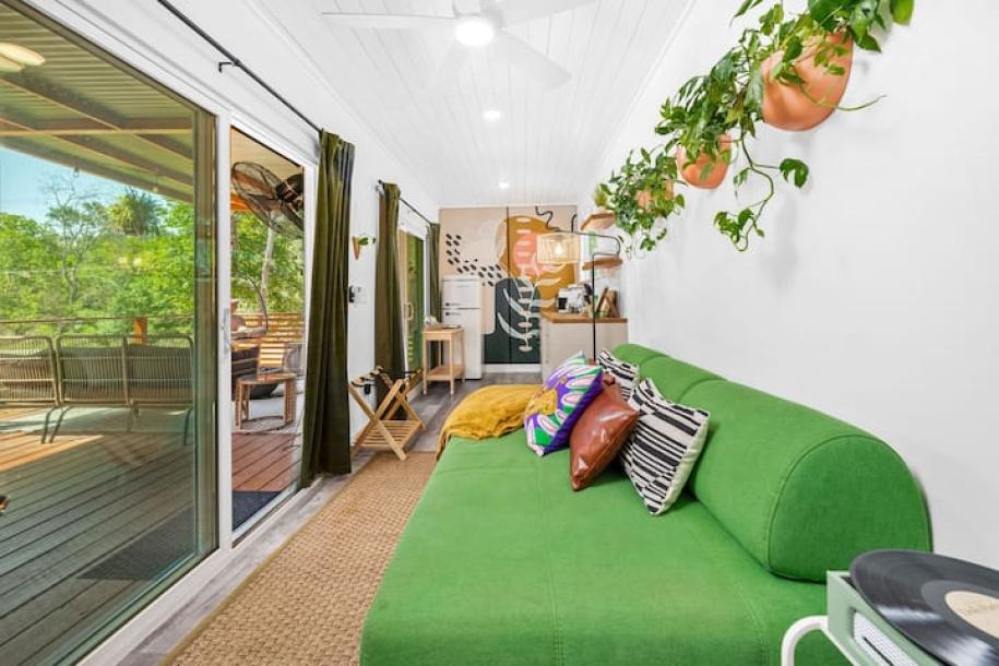 Shipping container in Austin, Texas 2 guests1 bedroom1 bed1 bath-15