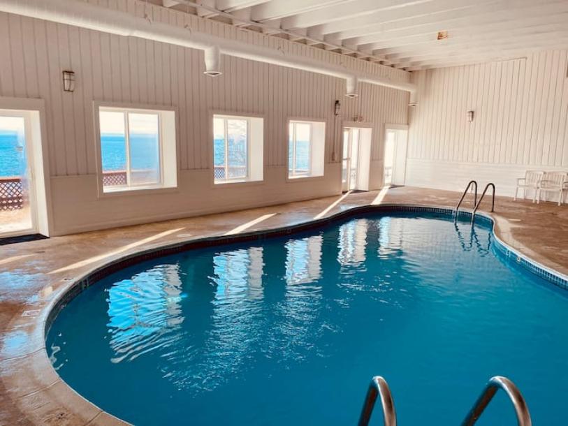 Entire condo in Tofte, Minnesota 2 guests1 bedroom1 bed1 bath-0