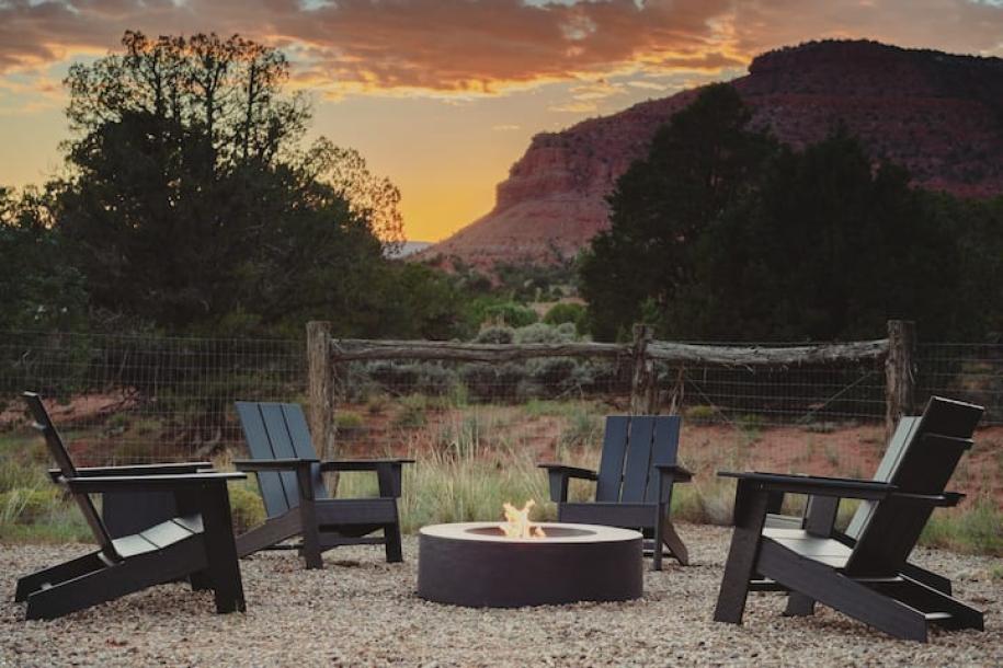 Entire cabin in Kanab, Utah, United States 4 guests2 bedrooms2 beds2 baths-3