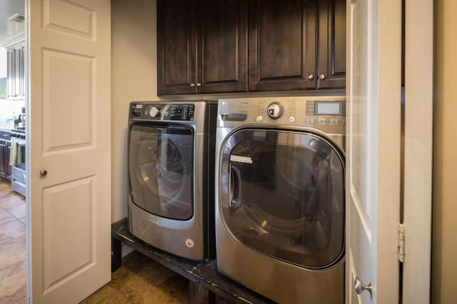Entire townhouse in Moab, Utah 8 guests3 bedrooms4 beds2.5 baths-6