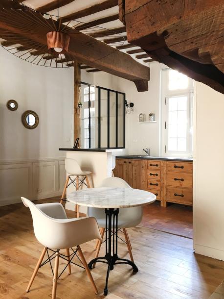 Entire rental unit in Rennes, France 2 guestsStudio1 bed1 bath-8