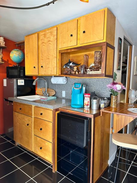 Entire guest suite in Vista, California 2 guests1 bedroom1 bed1 bath-1