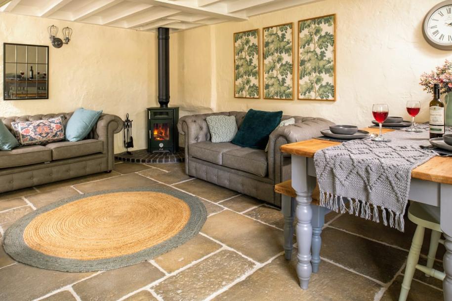 Barn in Conwy Principal Area, United Kingdom 4 guests2 bedrooms3 beds1 bath-16