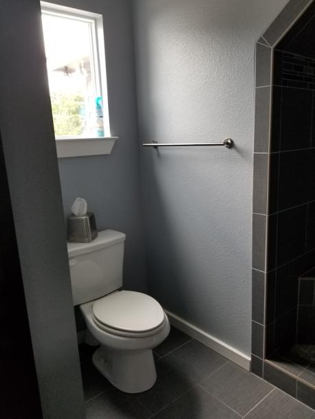 Entire home in Greenville, Texas 2 guests1 bedroom1 bed1 bath-3