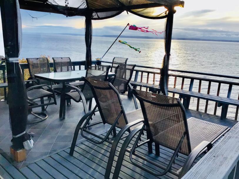 Entire place in Edmonds, Washington 4 guests1 bedroom2 beds1 bath-0