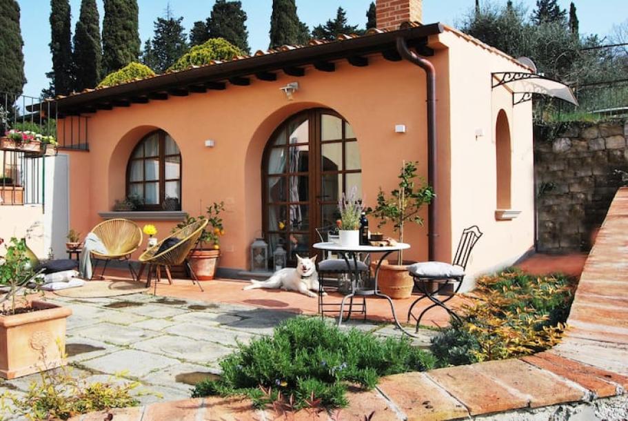Entire home in Fiesole, Italy 2 guestsStudio1 bed1 bath-9