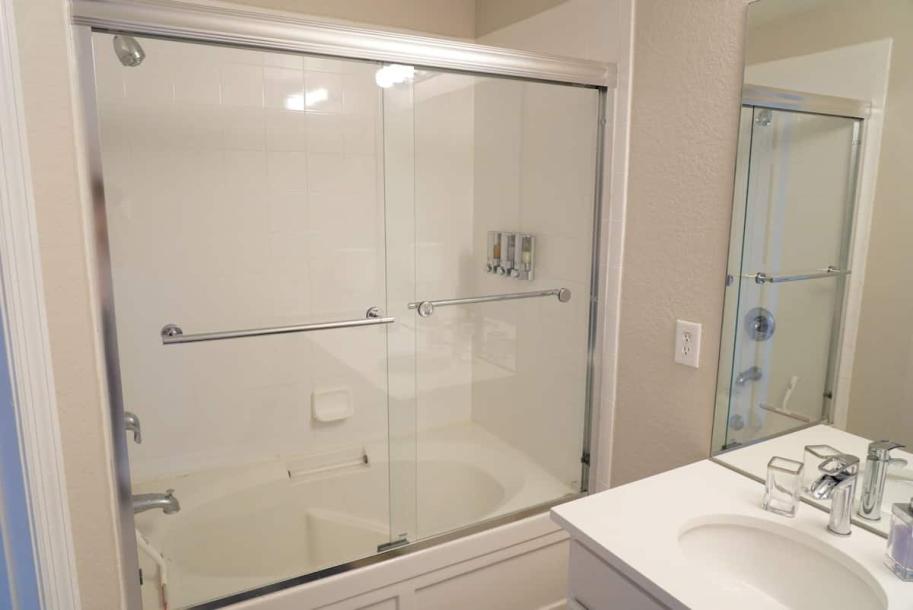 New Luxury Townhome near Disney (3BD 3BATH Pool)-4