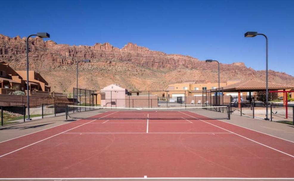 Entire townhouse in Moab, Utah 8 guests3 bedrooms4 beds2.5 baths-17