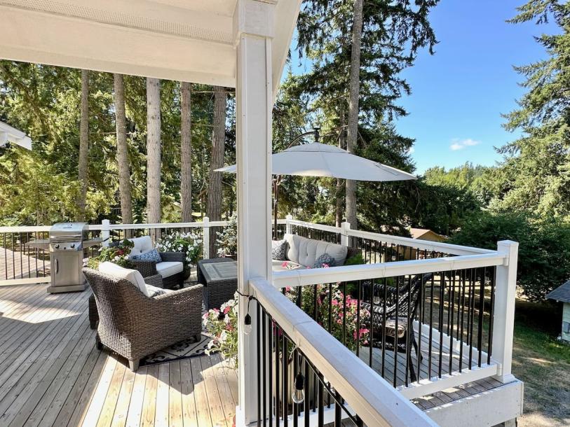 Entire home in Gig Harbor, Washington 4 guests2 bedrooms2 beds2 baths-4