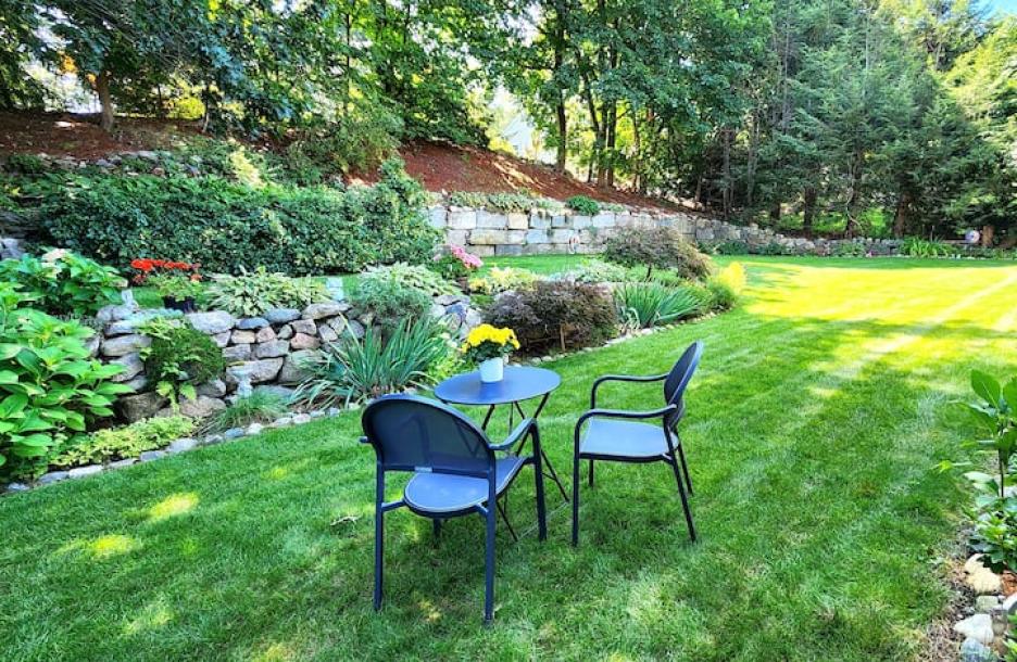 Entire guest suite in Winchester, Massachusetts 2 guests1 bedroom1 bed1 bath-1