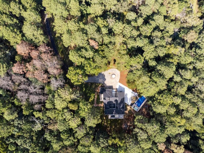 Entire home in Stonecrest, Georgia 10 guests4 bedrooms6 beds2.5 baths-5