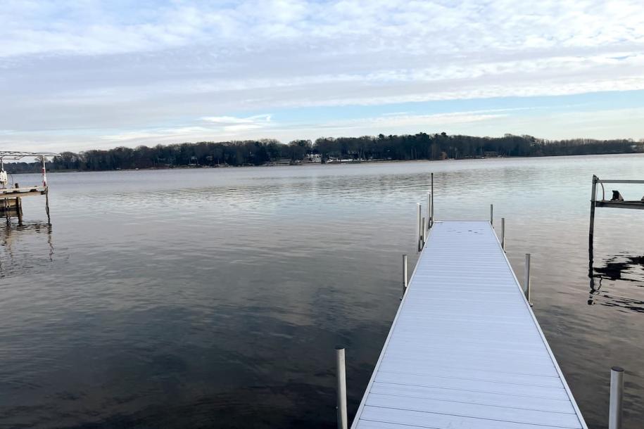 Entire home in Norton Shores, Michigan 8 guests3 bedrooms6 beds2 baths-4