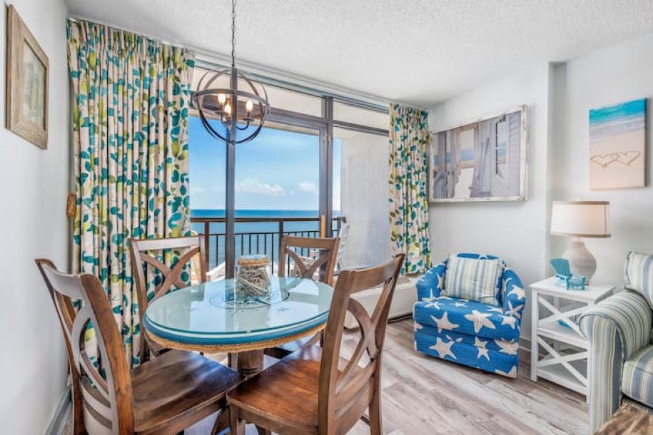 Entire condo in Myrtle Beach, South Carolina 2 guests1 bedroom1.5 baths-6