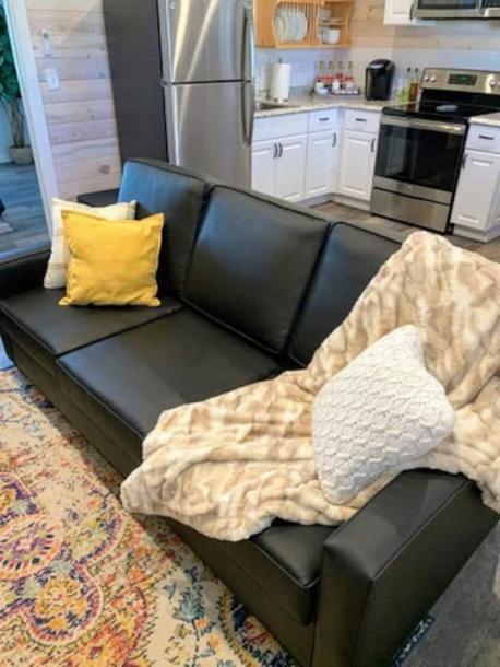 Tiny home in Panguitch, Utah 4 guests1 bedroom2 beds1 bath-7