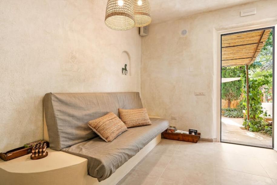 Entire vacation home in Petrignano del Lago, Italy 3 guests1 bedroom2 beds1 bath-13